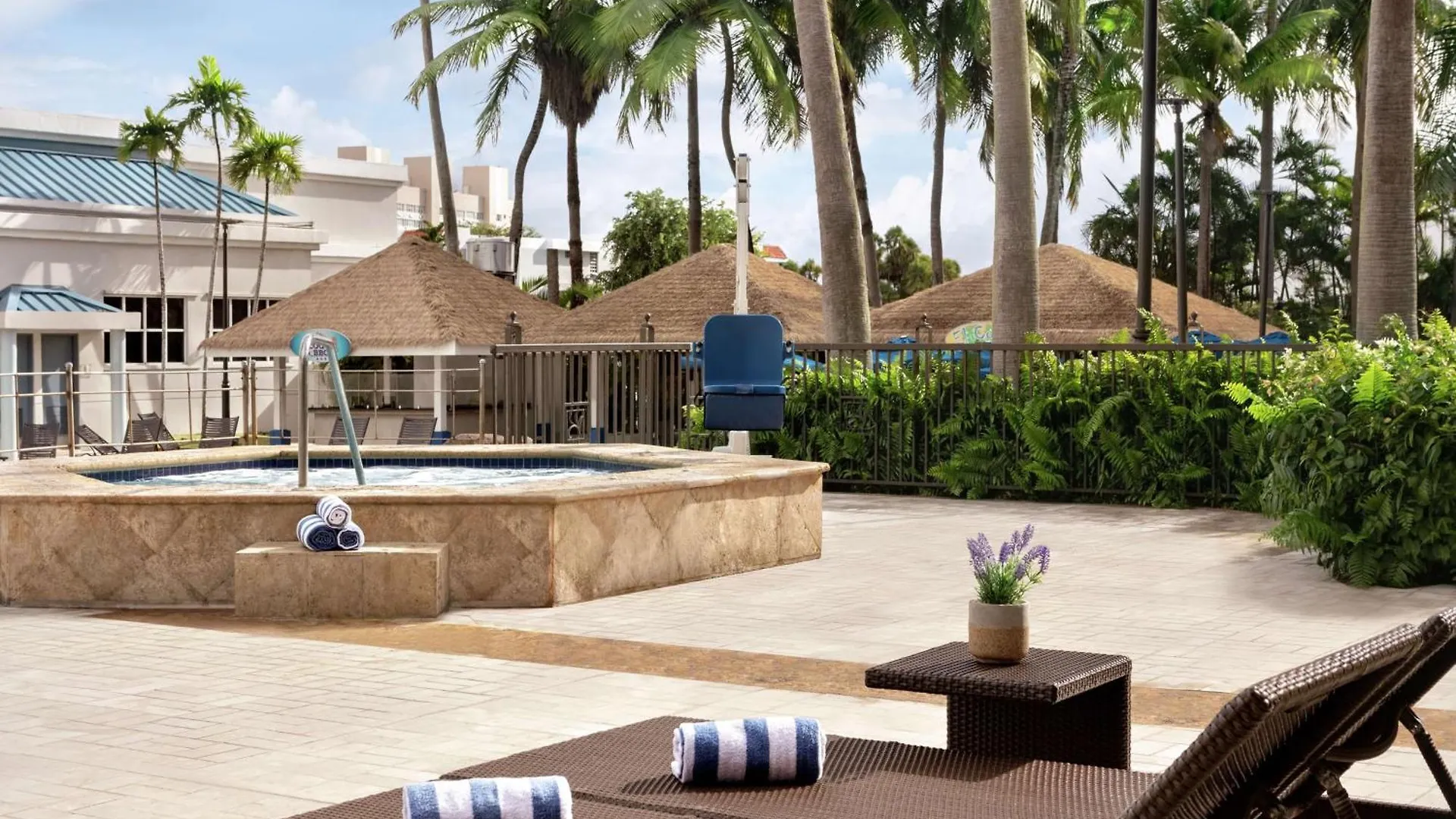 Rezort Embassy Suites By Hilton San Juan - Hotel & Casino