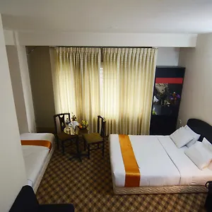 holiday-xpress.hotels-in-dhaka.com/